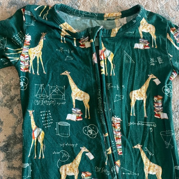 🦒 Posh Peanut Bamboo Viscose Giraffe Math Print Footed One Piece Pajama - Picture 2 of 13